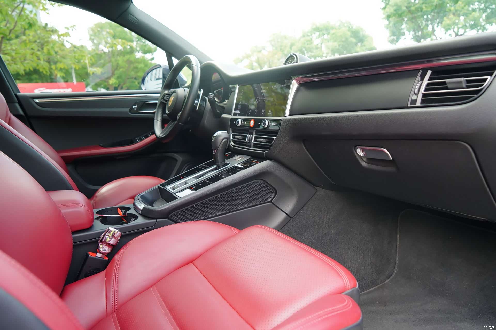 Porsche Macan, 2023 9