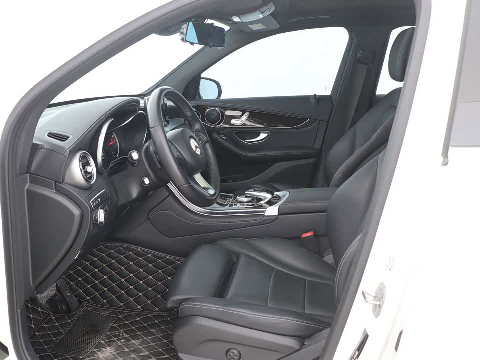 Mercedes-Benz GLC Mercedes-Benz GLC