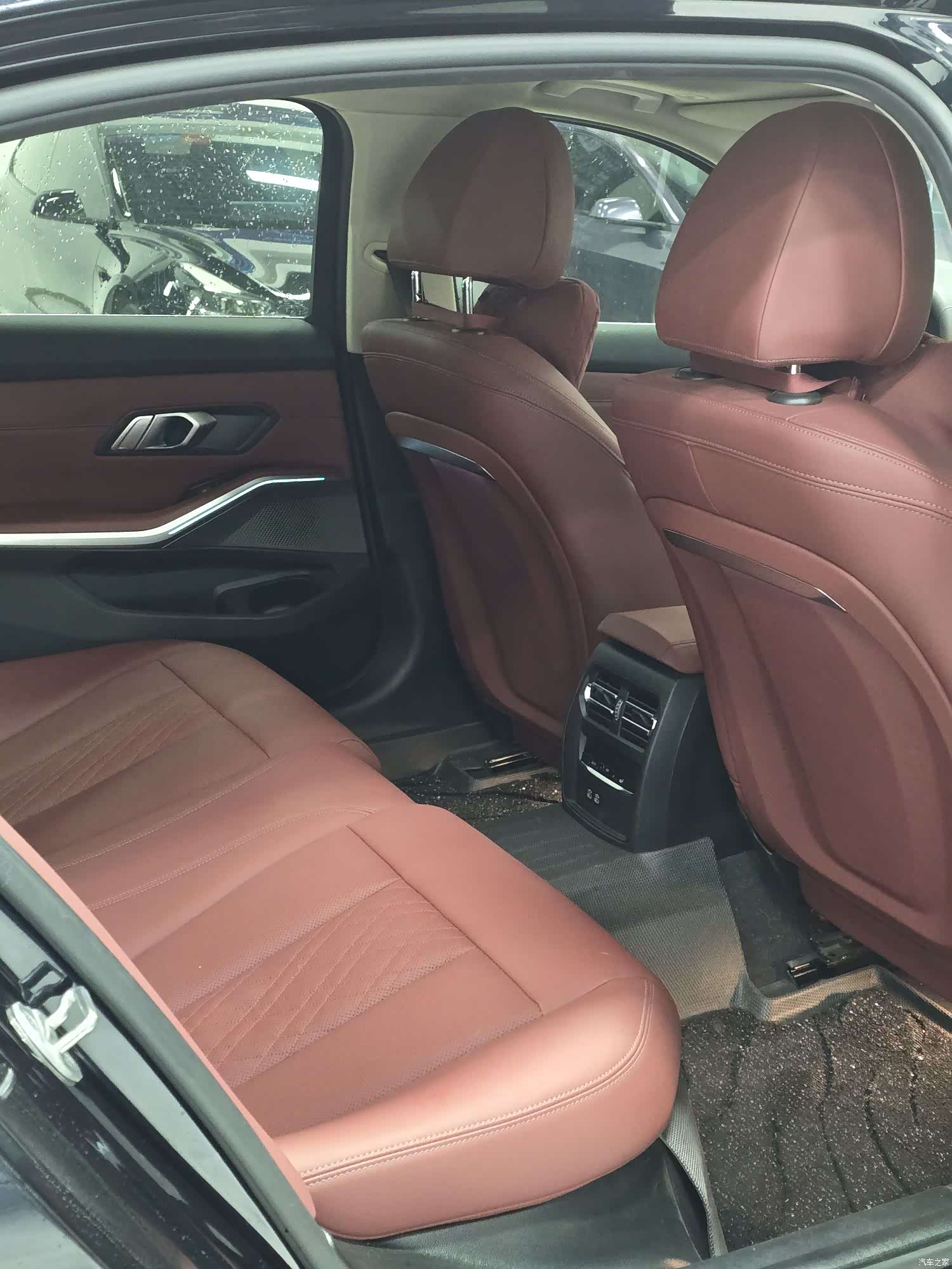 BMW i3, 2025 8