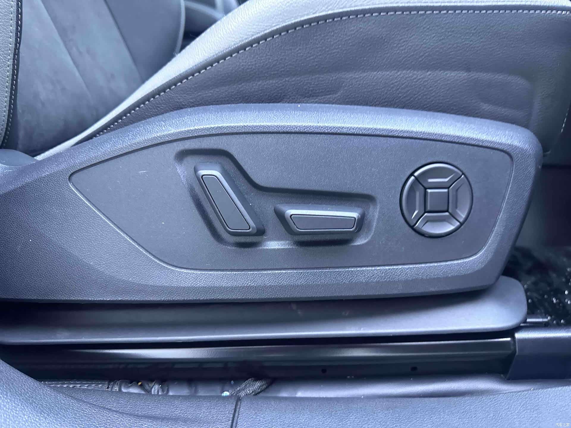 Audi Q3, 2022 18