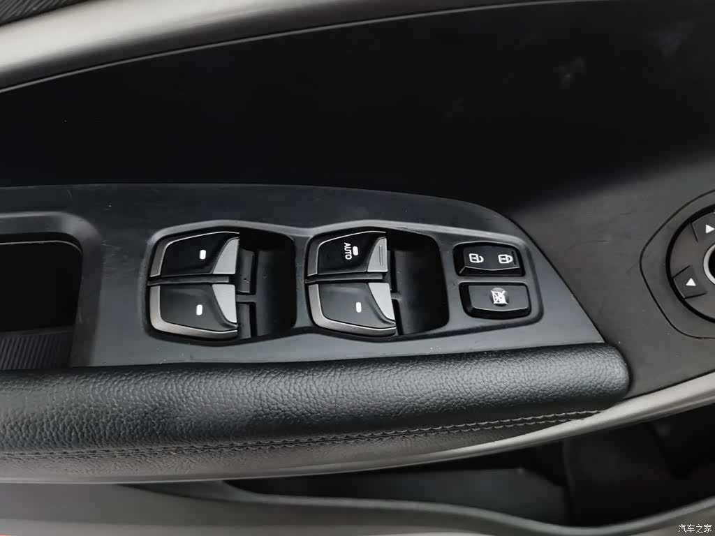 Hyundai 7, 2013 9