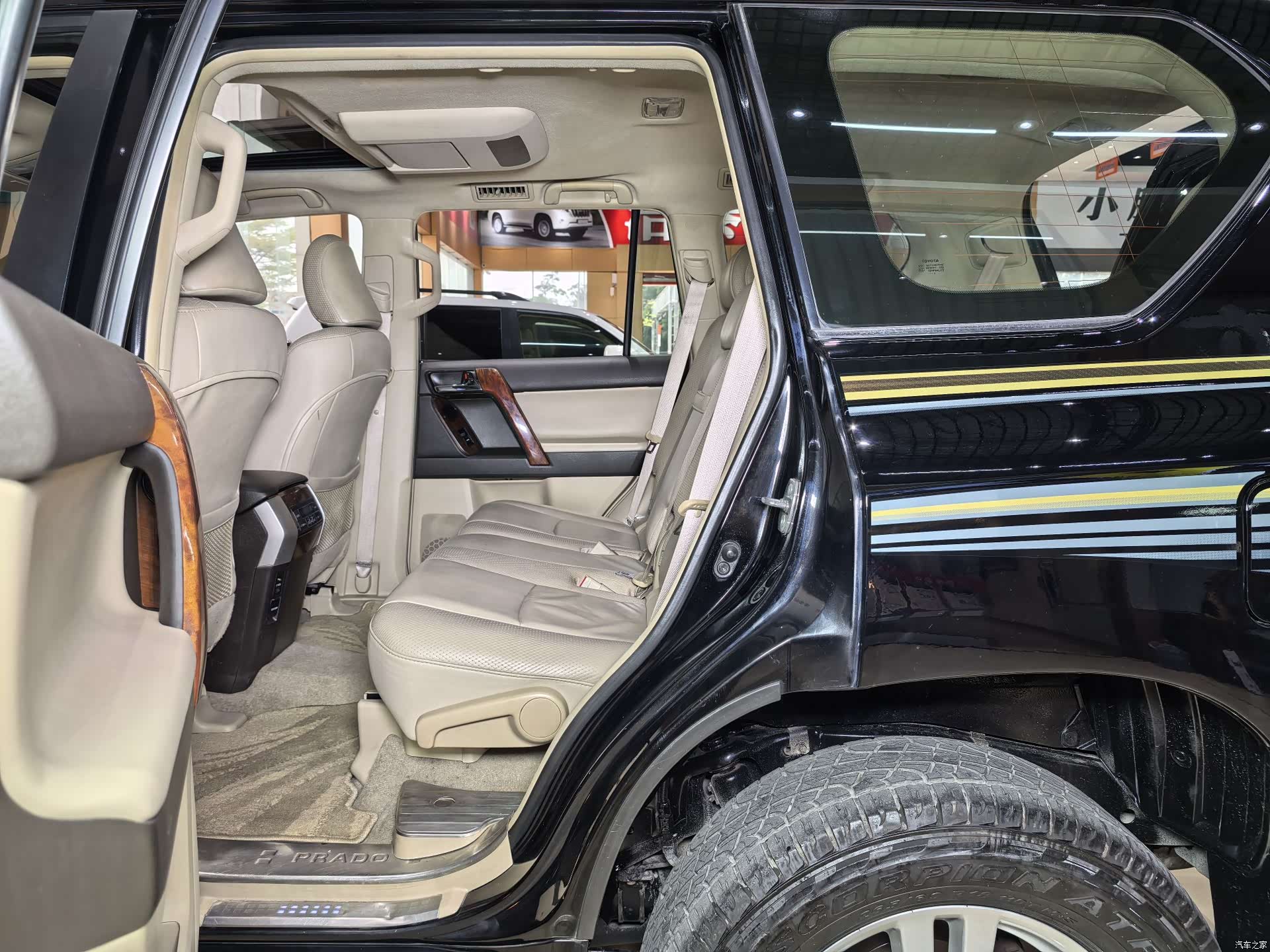 Toyota Prado, 2011 12