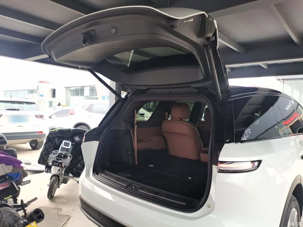 NIO ES8, 2023 19