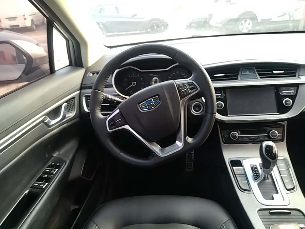 Geely Emgrand, 2017 11