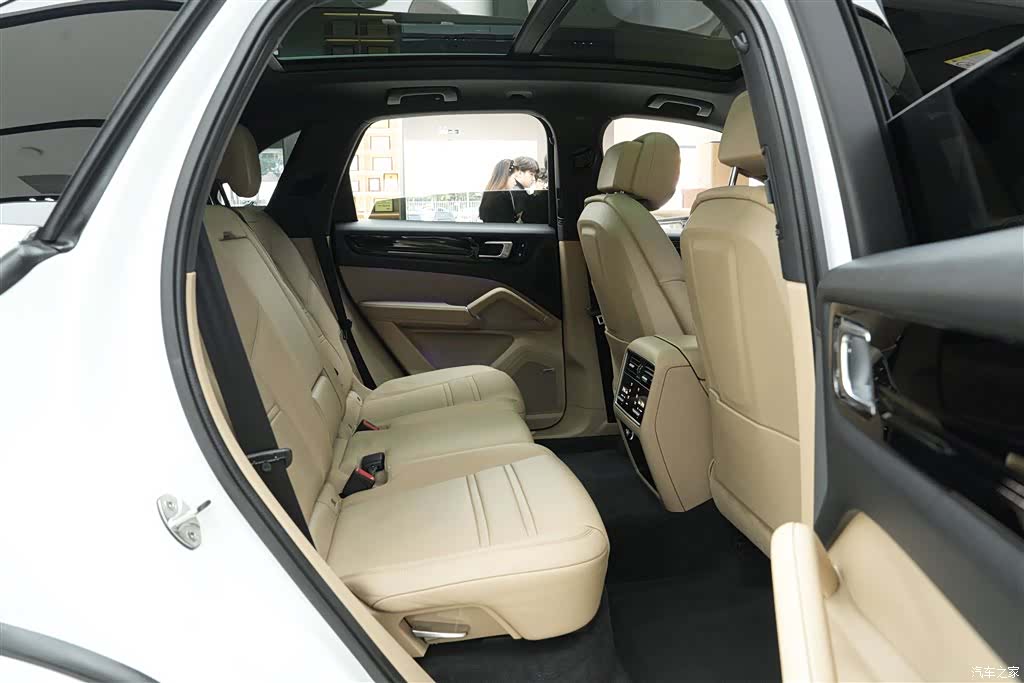 Porsche Cayenne, 2021 14