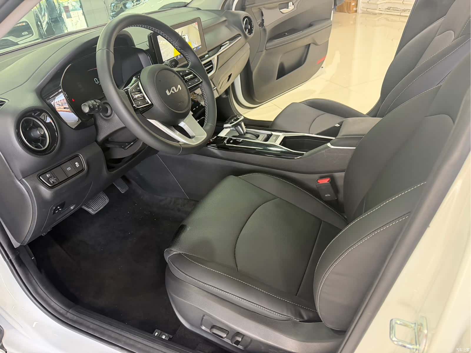 Kia K3, 2023 7