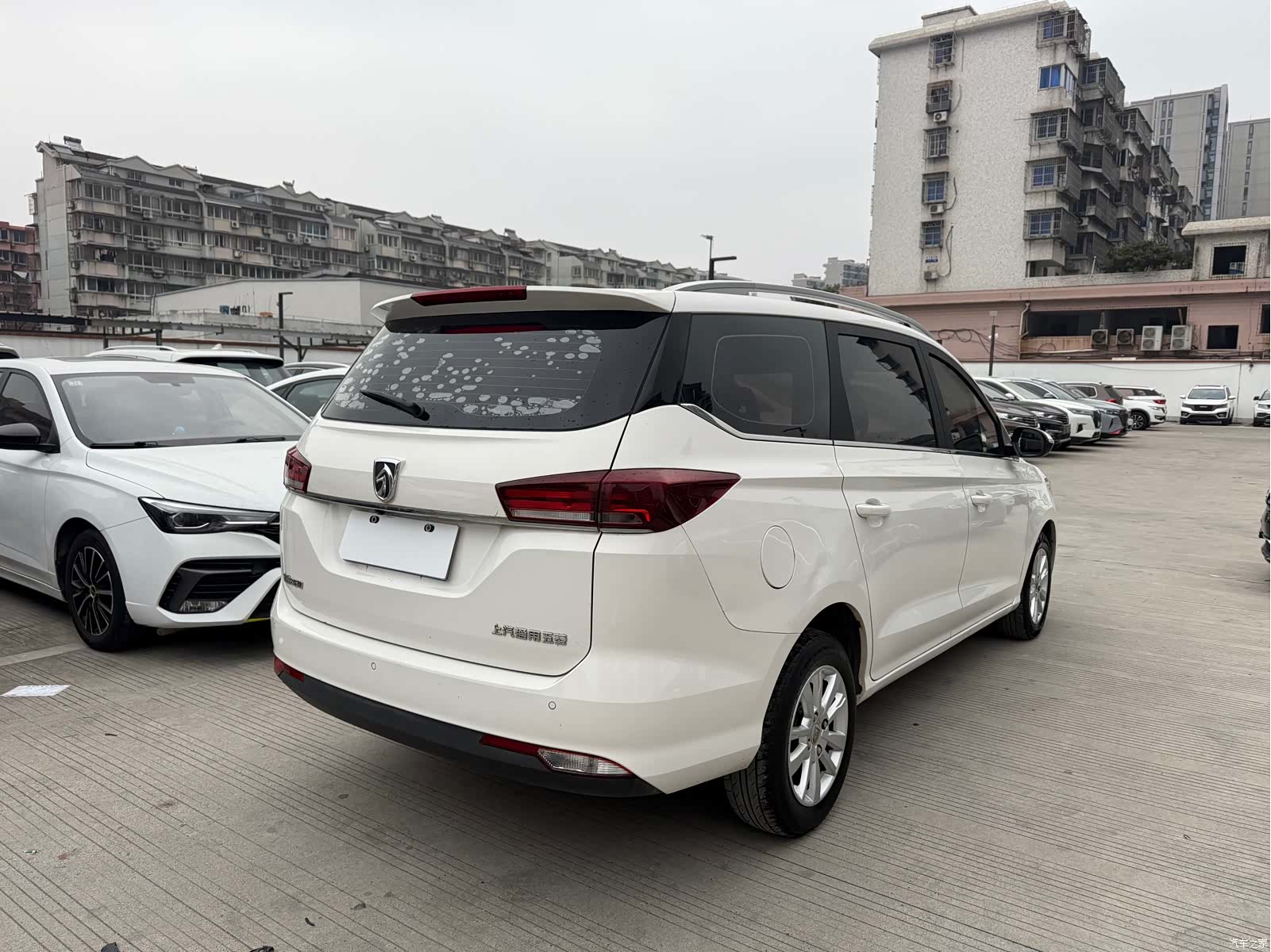 Wuling 360, 2020 13
