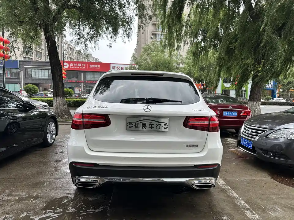 Mercedes-Benz GLC Mercedes-Benz GLC