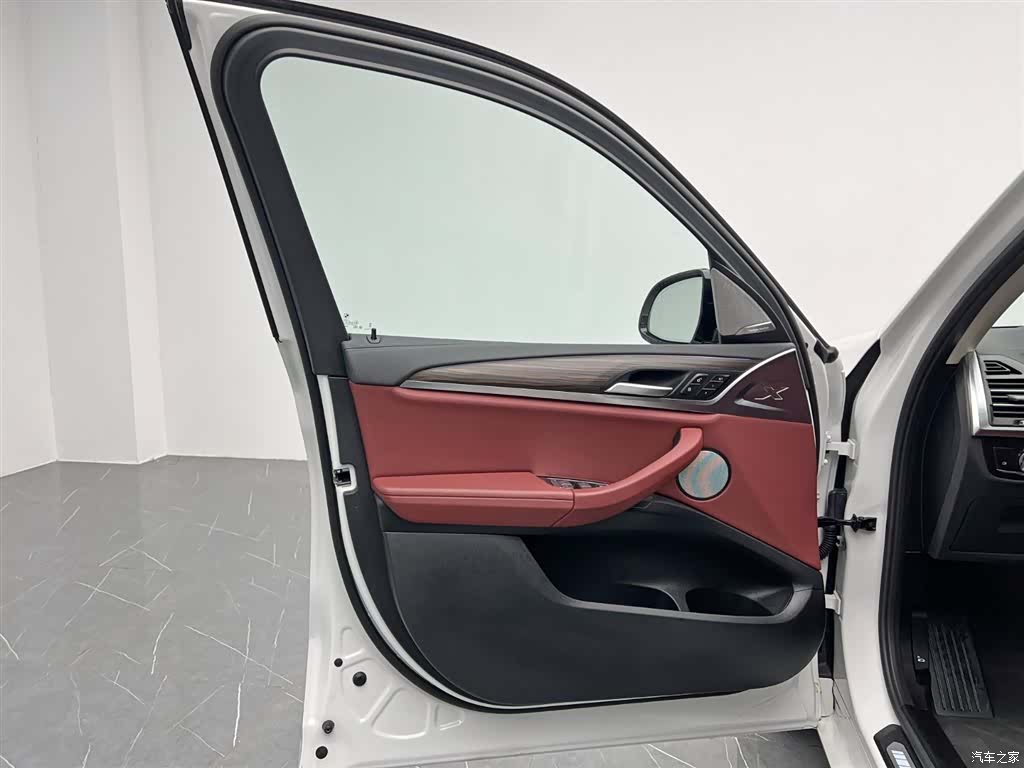 BMW X3, 2023 12
