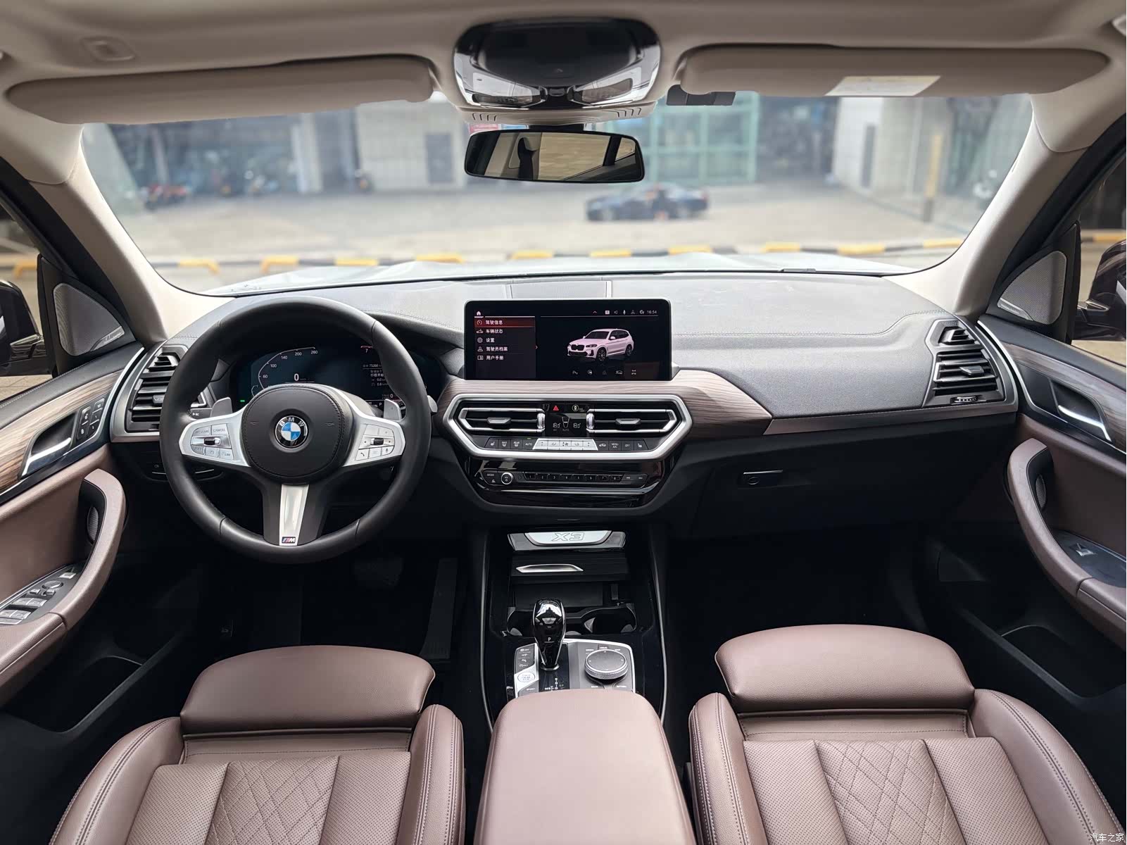 BMW X3, 2023 все фото