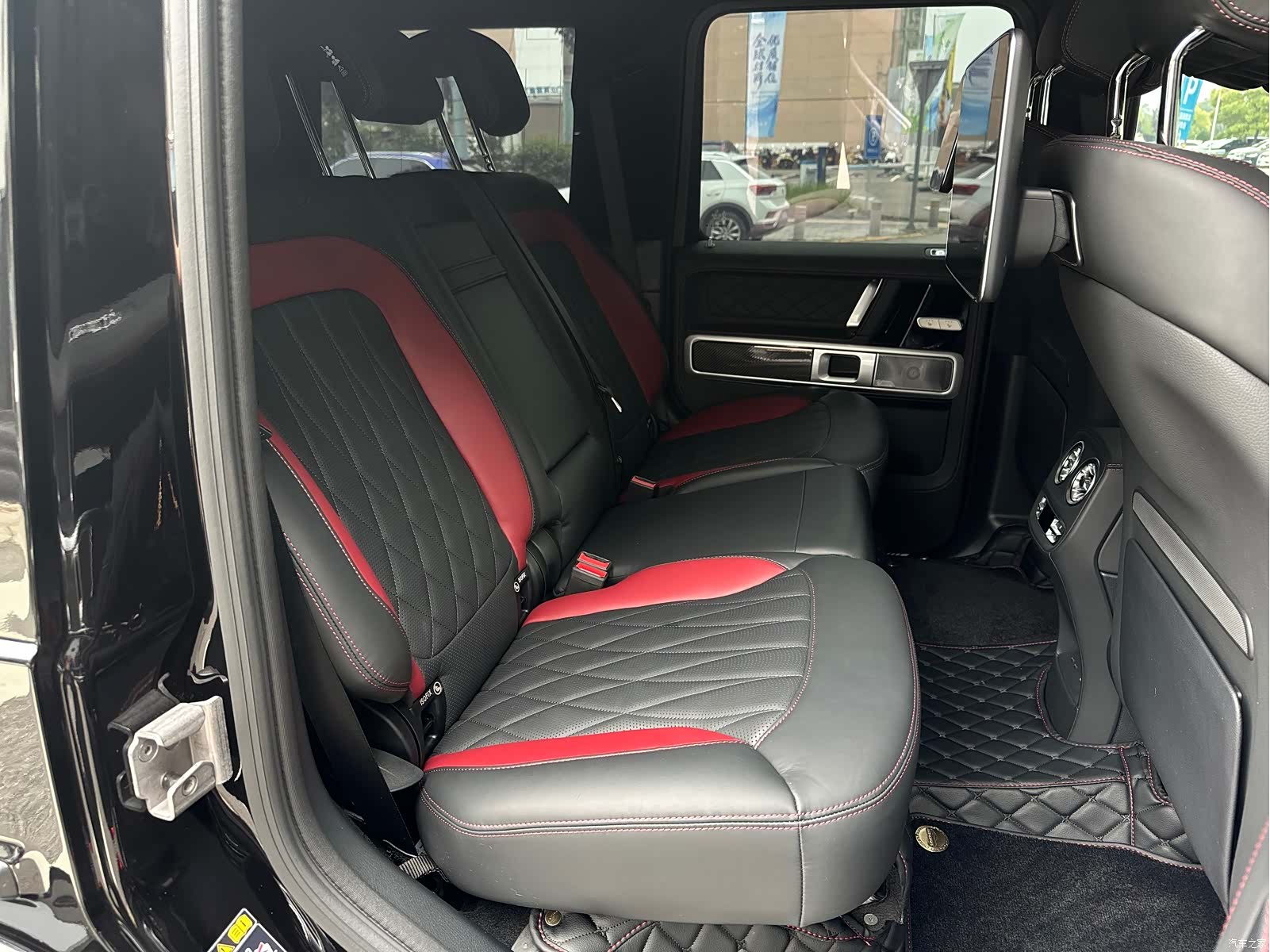 Mercedes-Benz G-Class, 2025 7