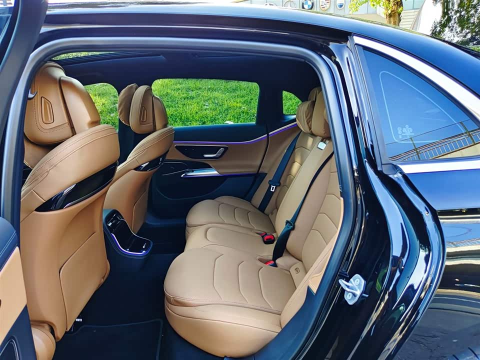 Mercedes-Benz E-class Mercedes-Benz E-class