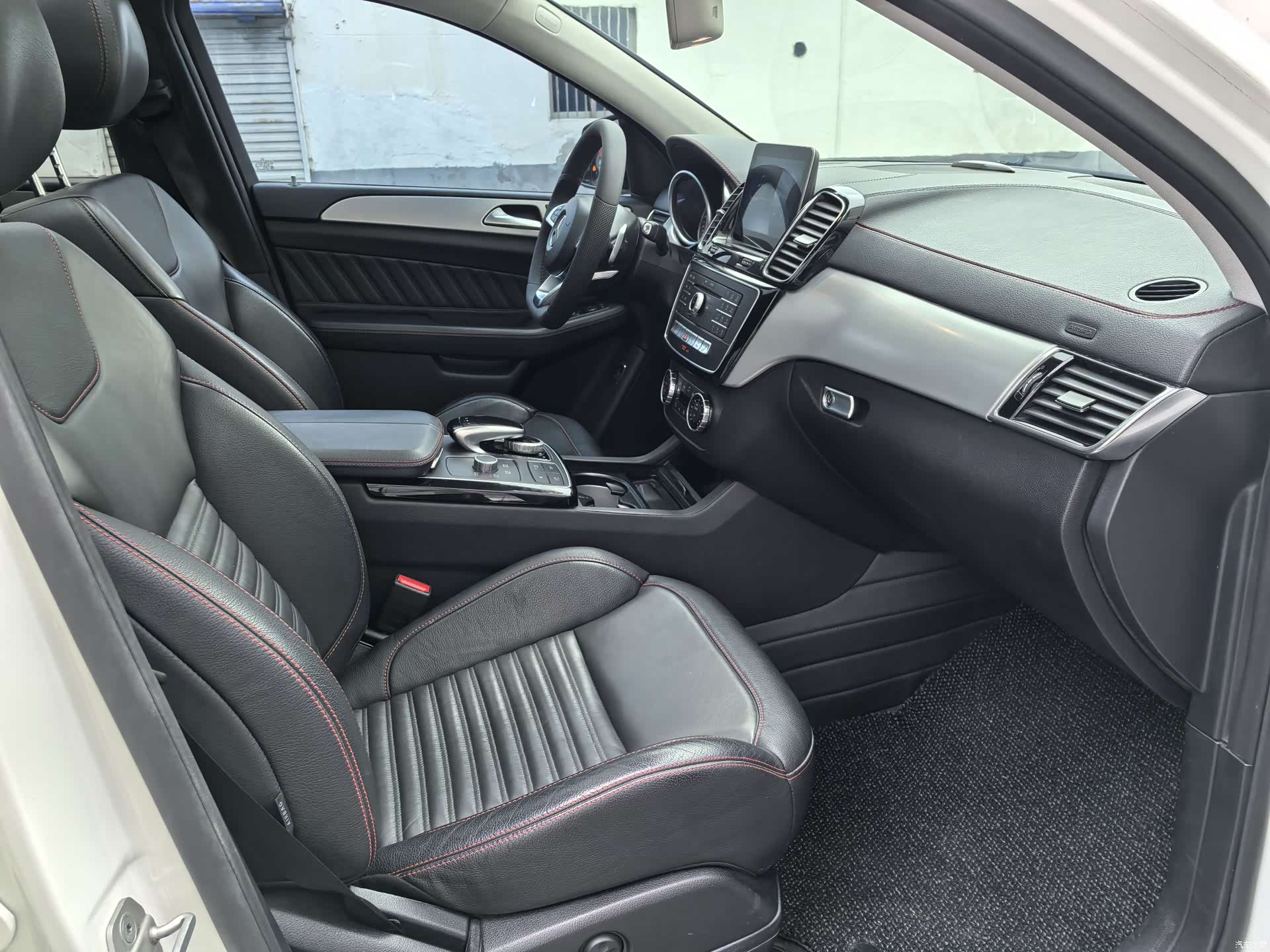 Mercedes-Benz GLE, 2017 9