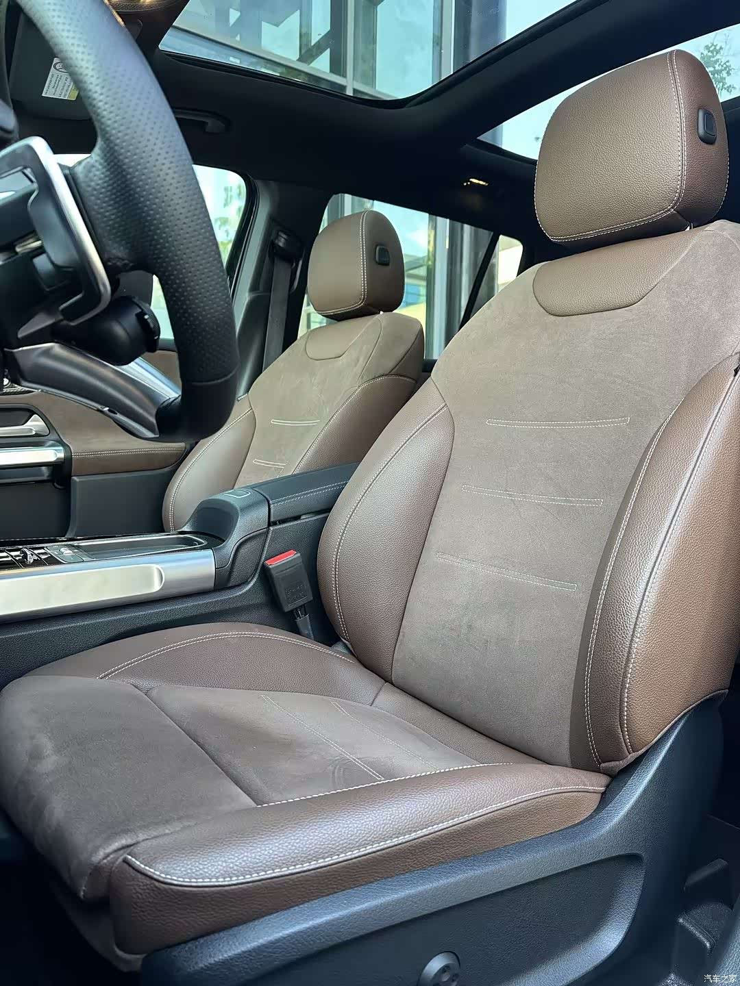 Mercedes-Benz GLB, 2025 16