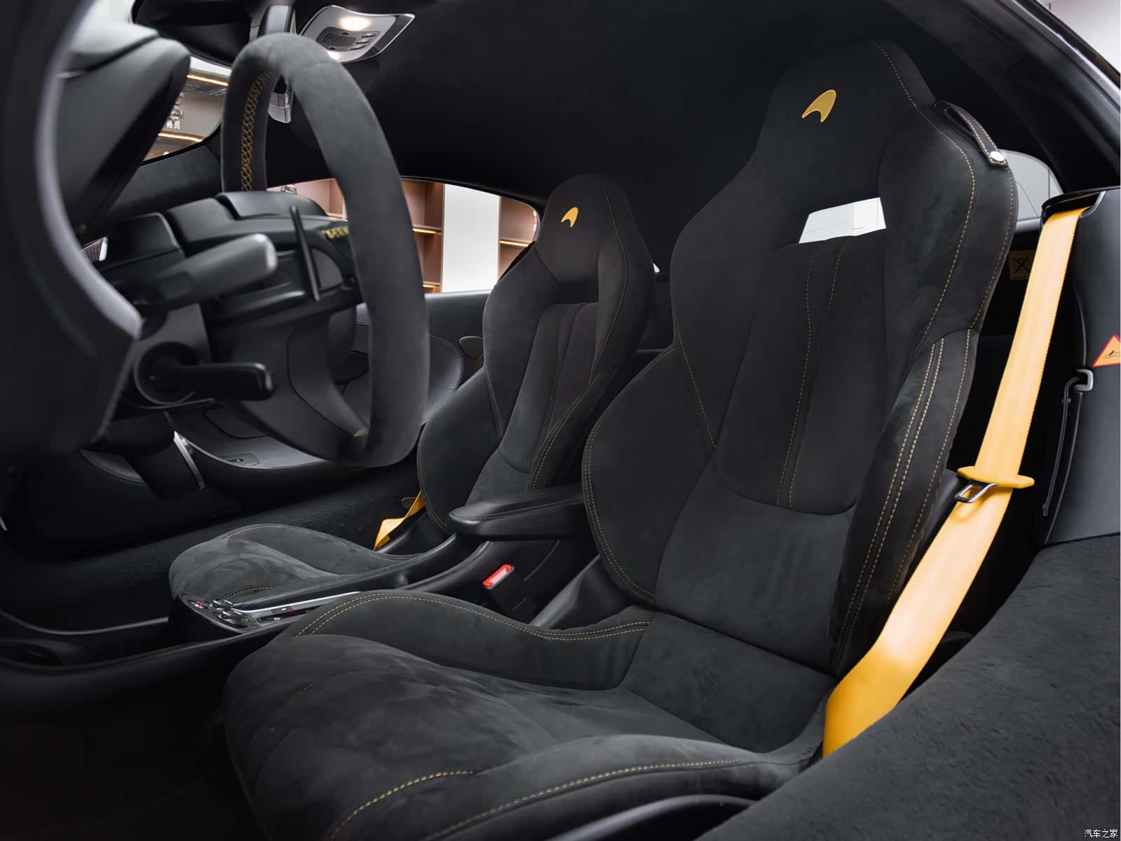 McLaren 540C, 2017 13