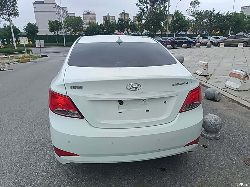 Hyundai GLS, 2016 6