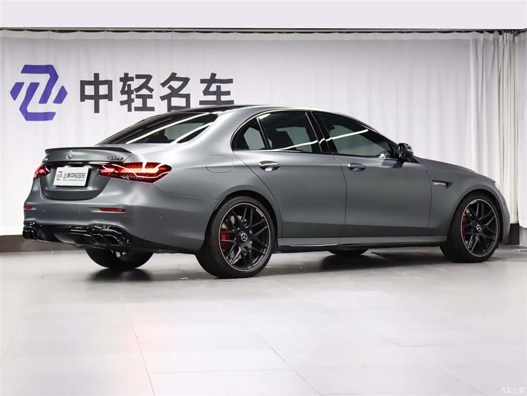 Mercedes-Benz E-Class, 2021 3