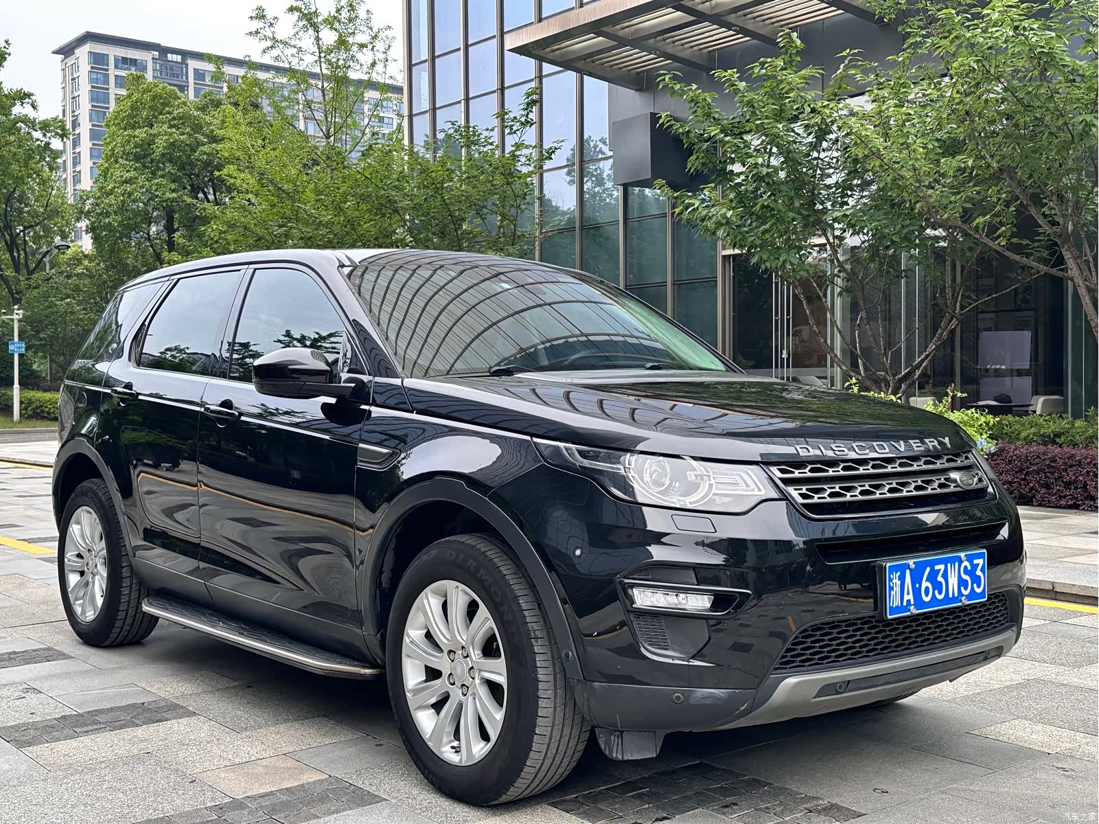 Land Rover Discovery, 2018 3