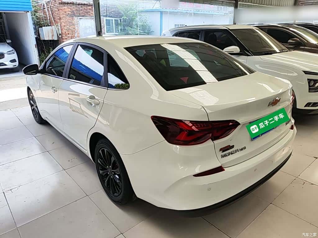Chevrolet 320, 2021 все фото