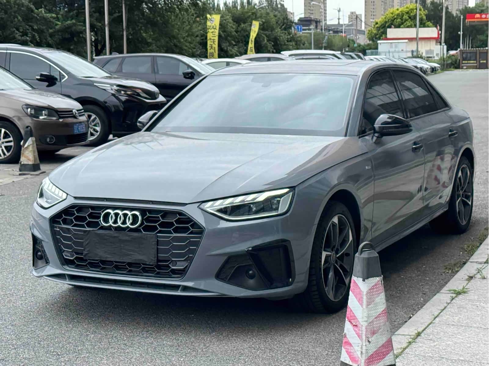 Audi A4L, 2022 3