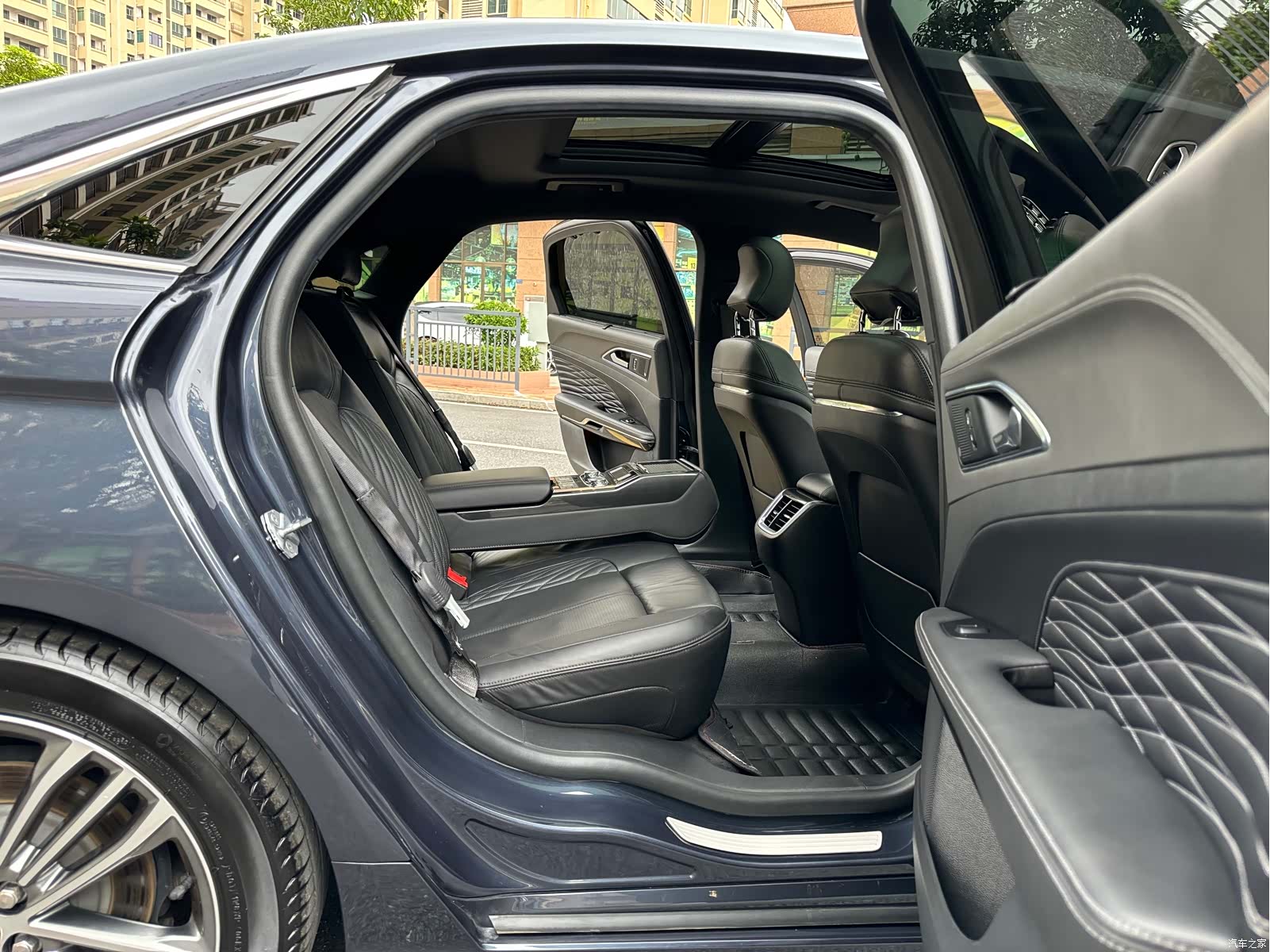 Ford Taurus, 2021 29