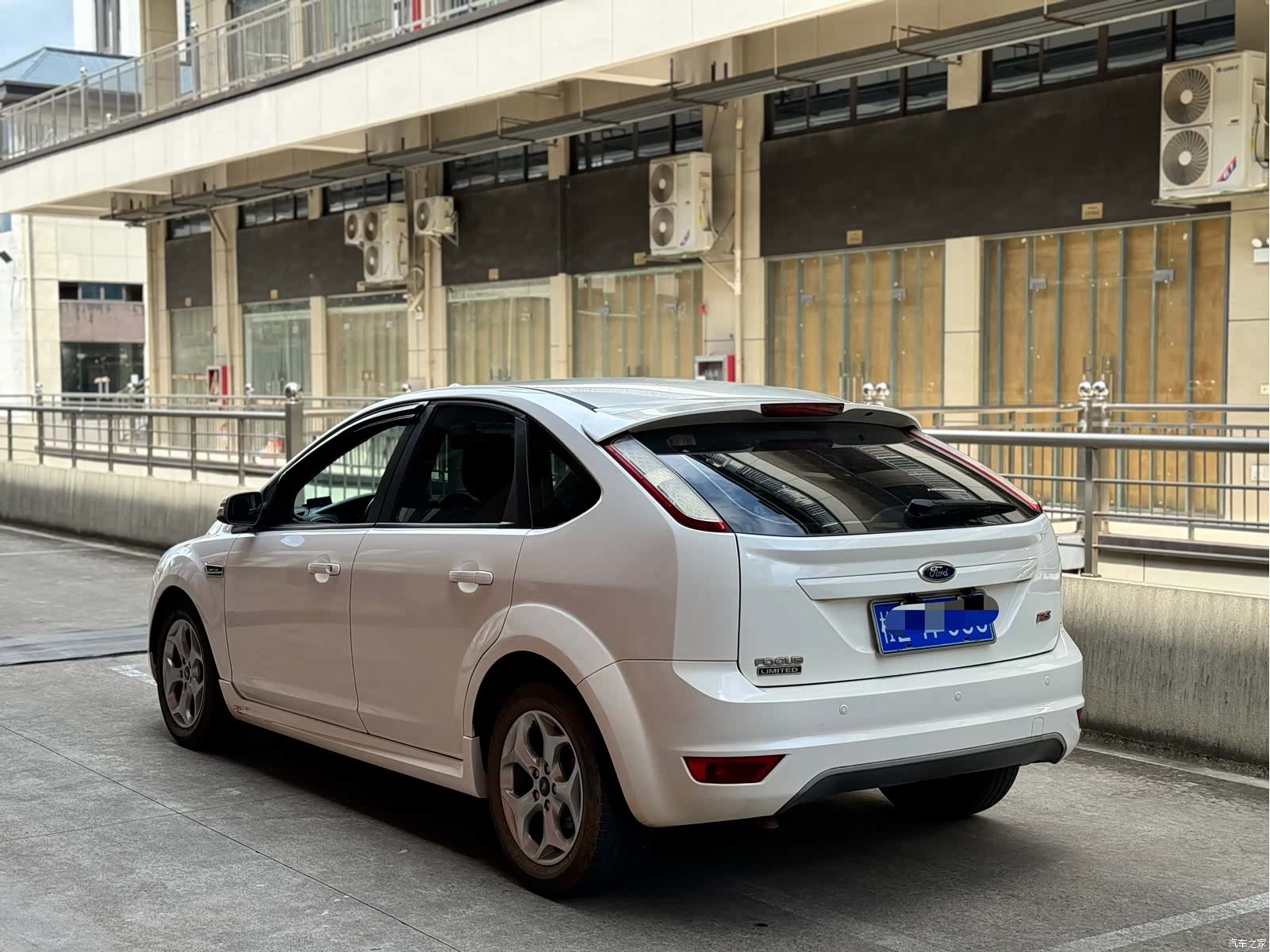 Ford Focus, 2015 3