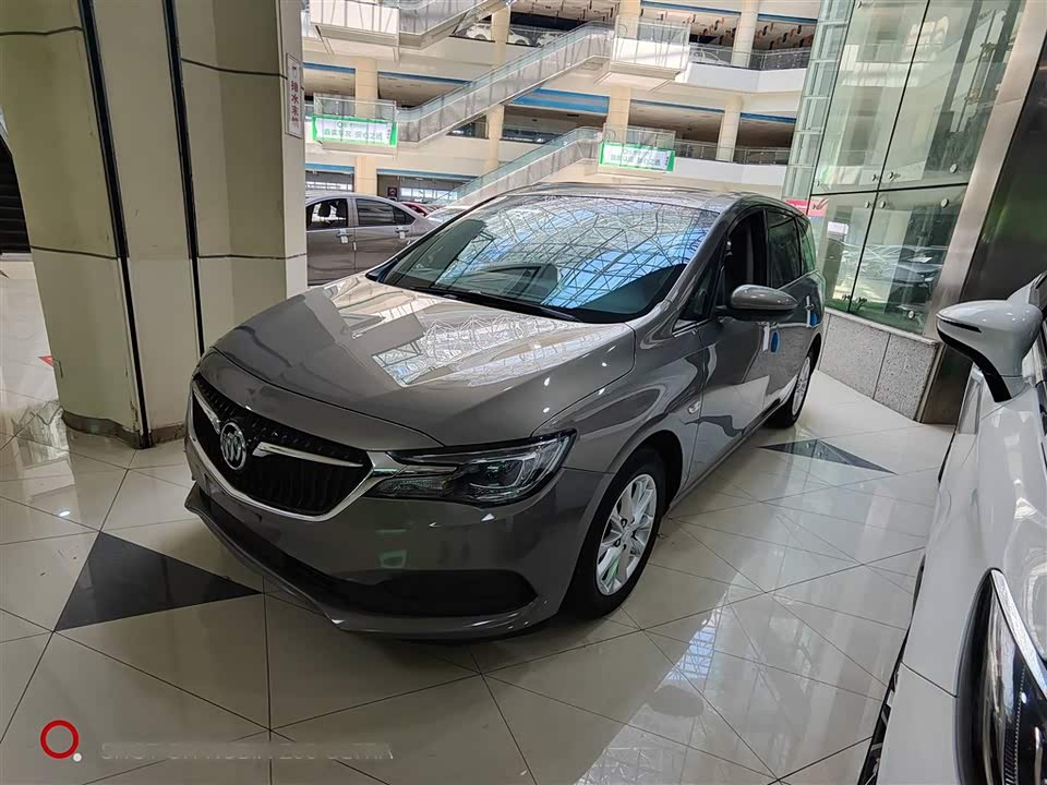 Buick GL6 Buick GL6