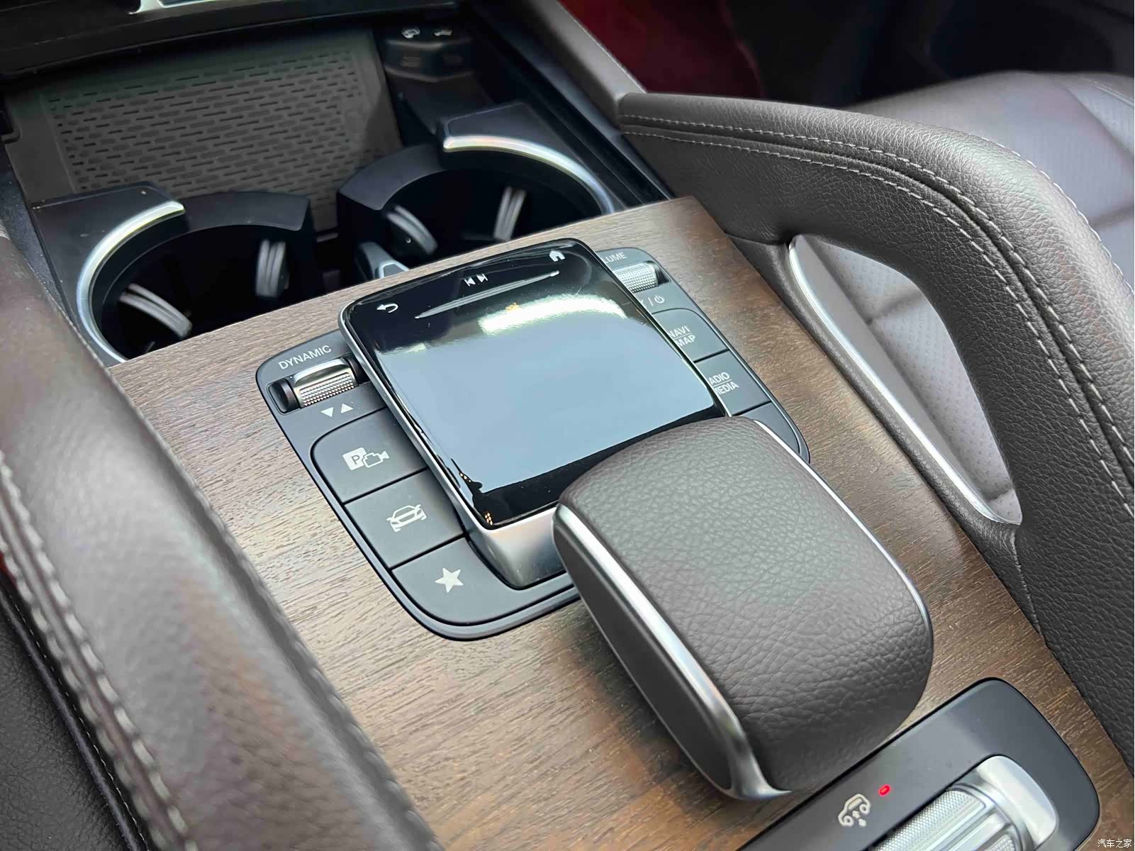 Mercedes-Benz GLE, 2020 12
