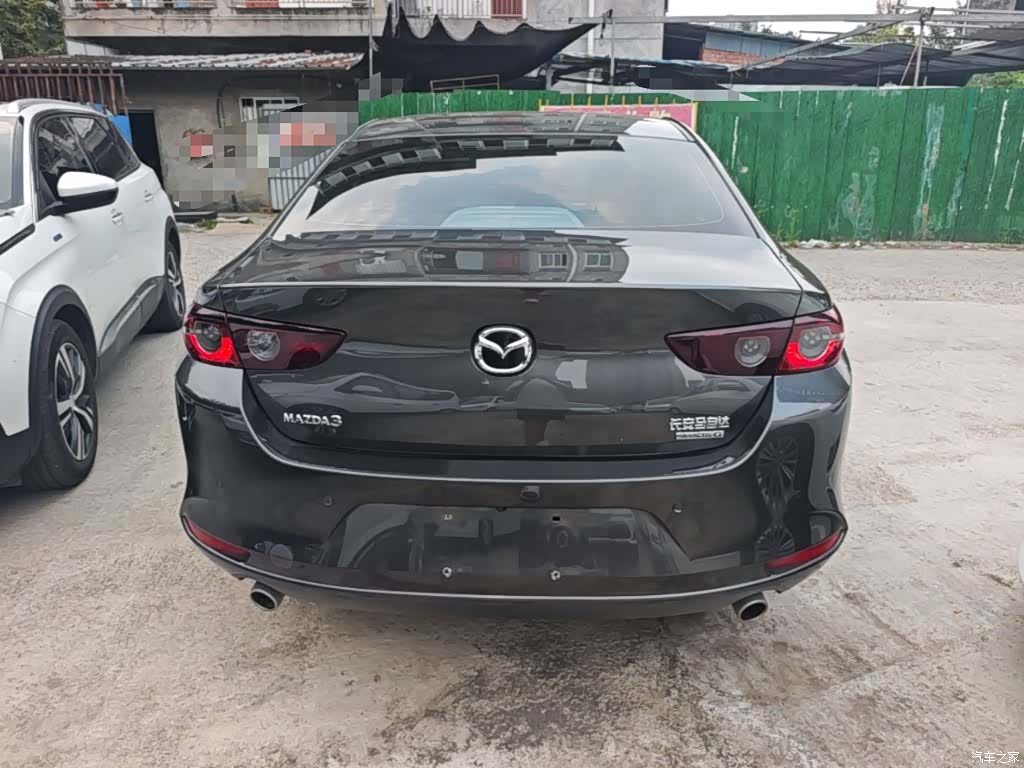Mazda Mazda3, 2025 6