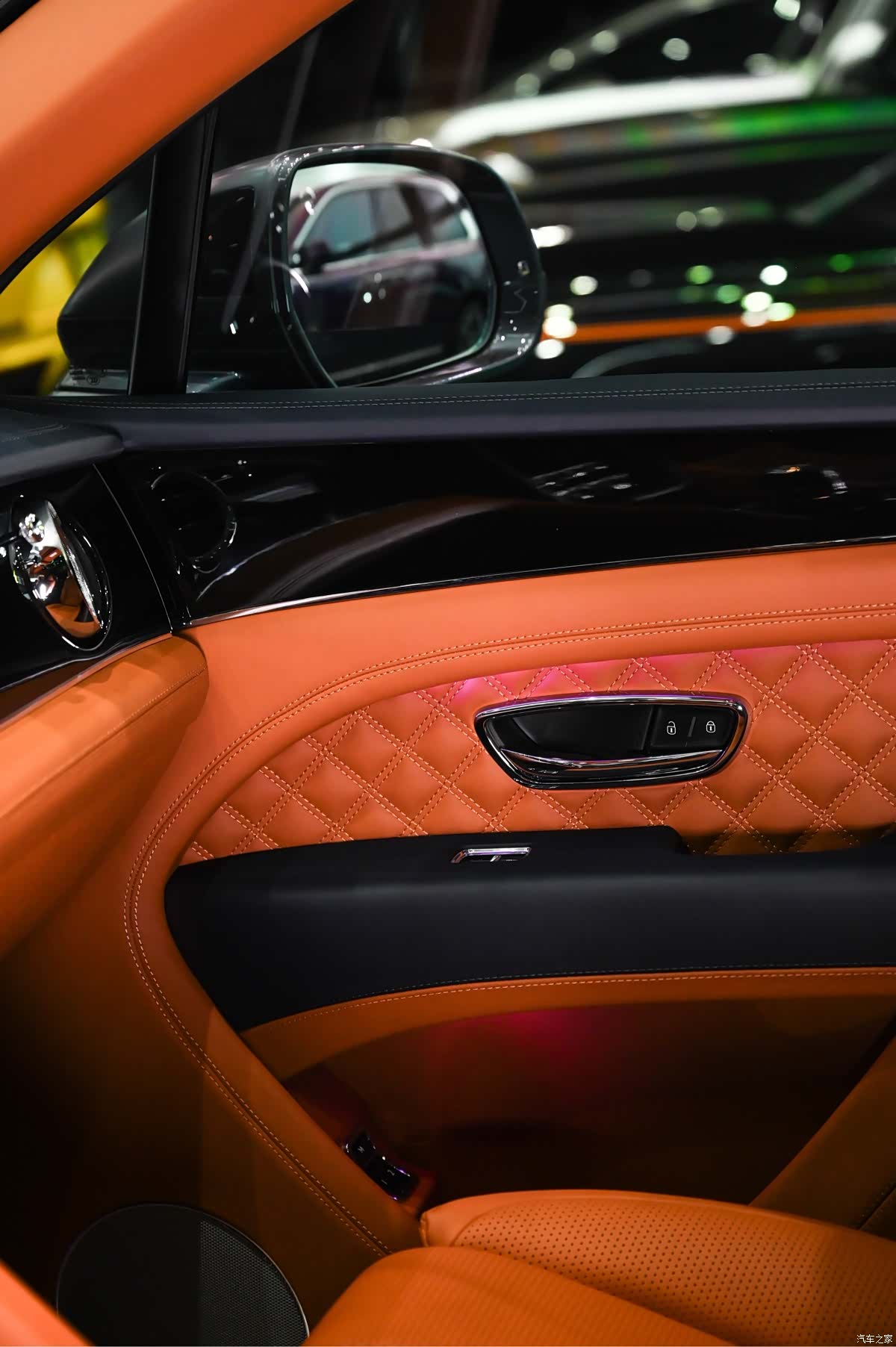 Bentley Bentayga, 2021 15