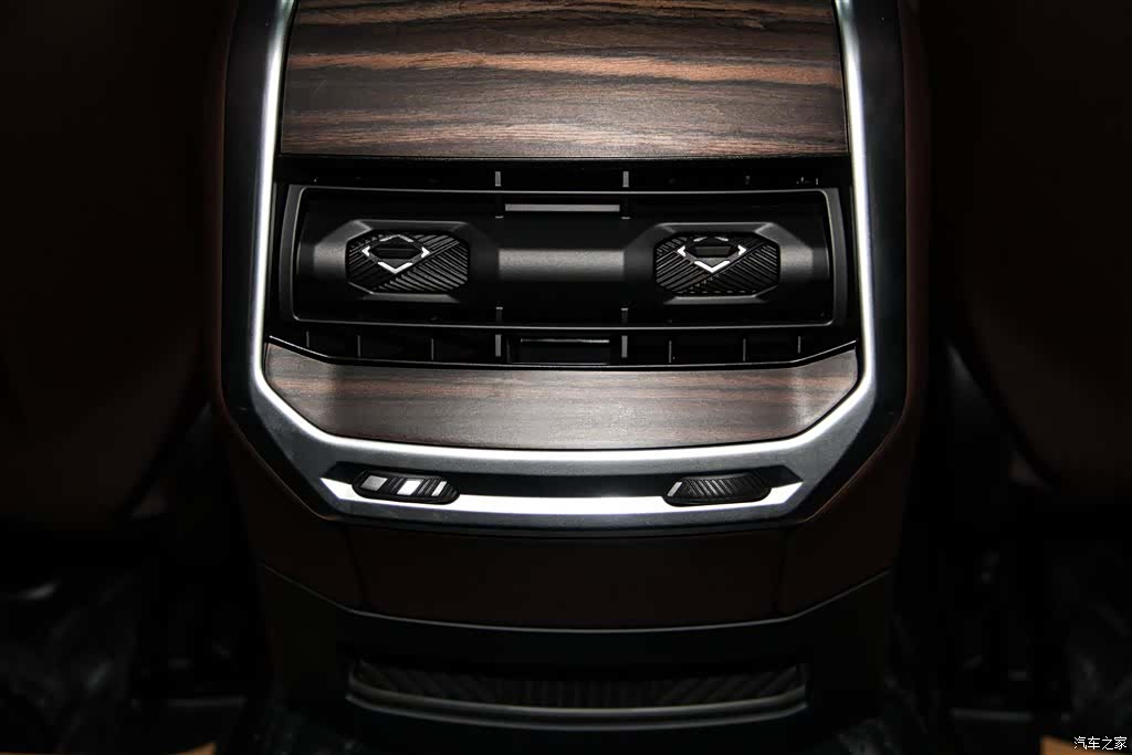 BMW 7 Series, 2026 22
