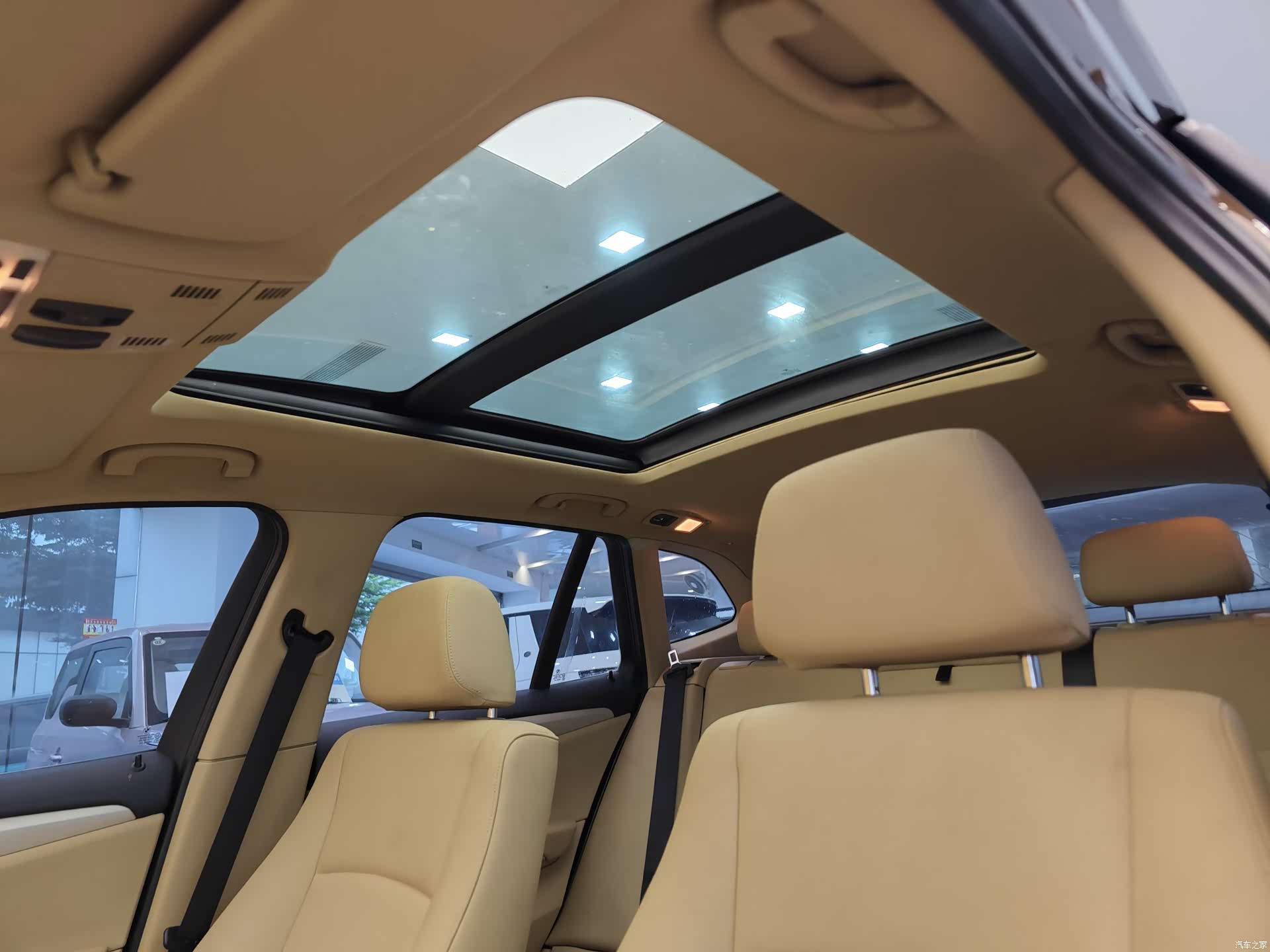BMW X1, 2013 12