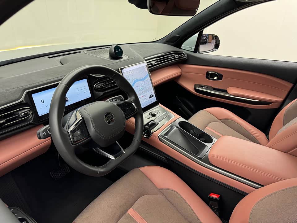 NIO EC6