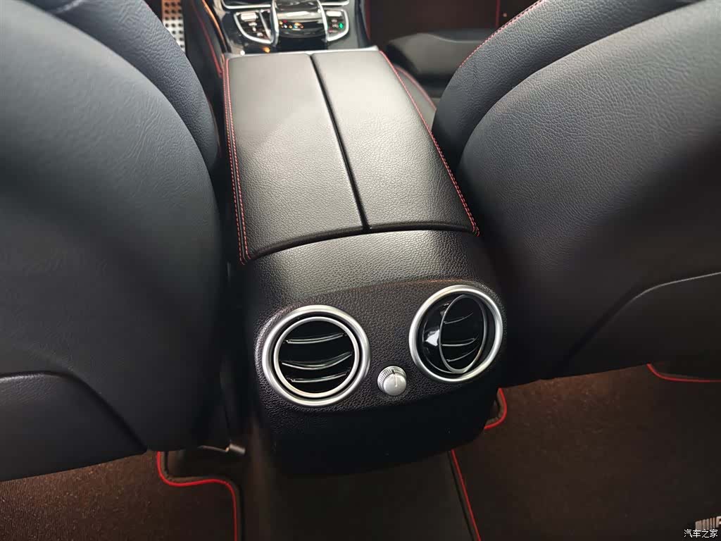 Mercedes-Benz GLC, 2018 10
