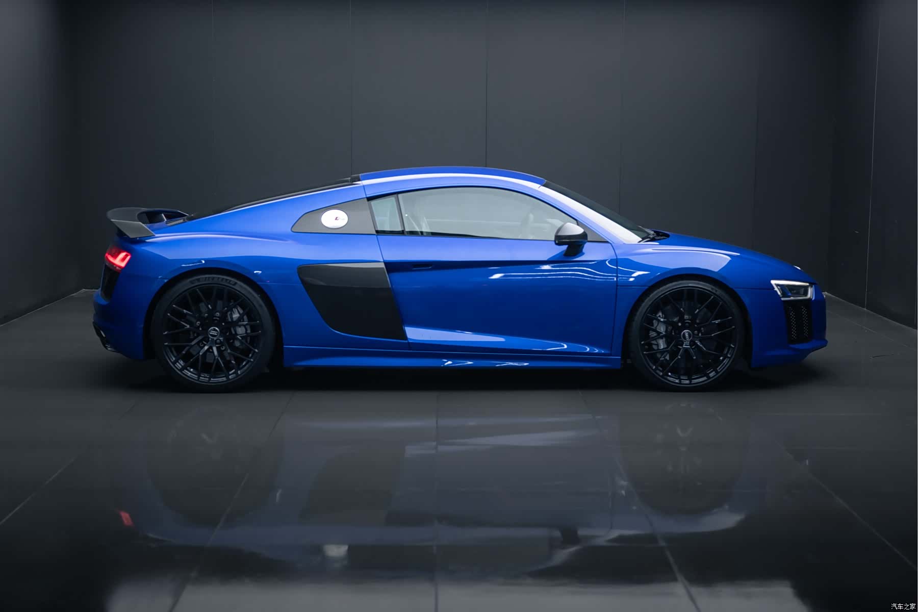 Audi R8, 2018 все фото