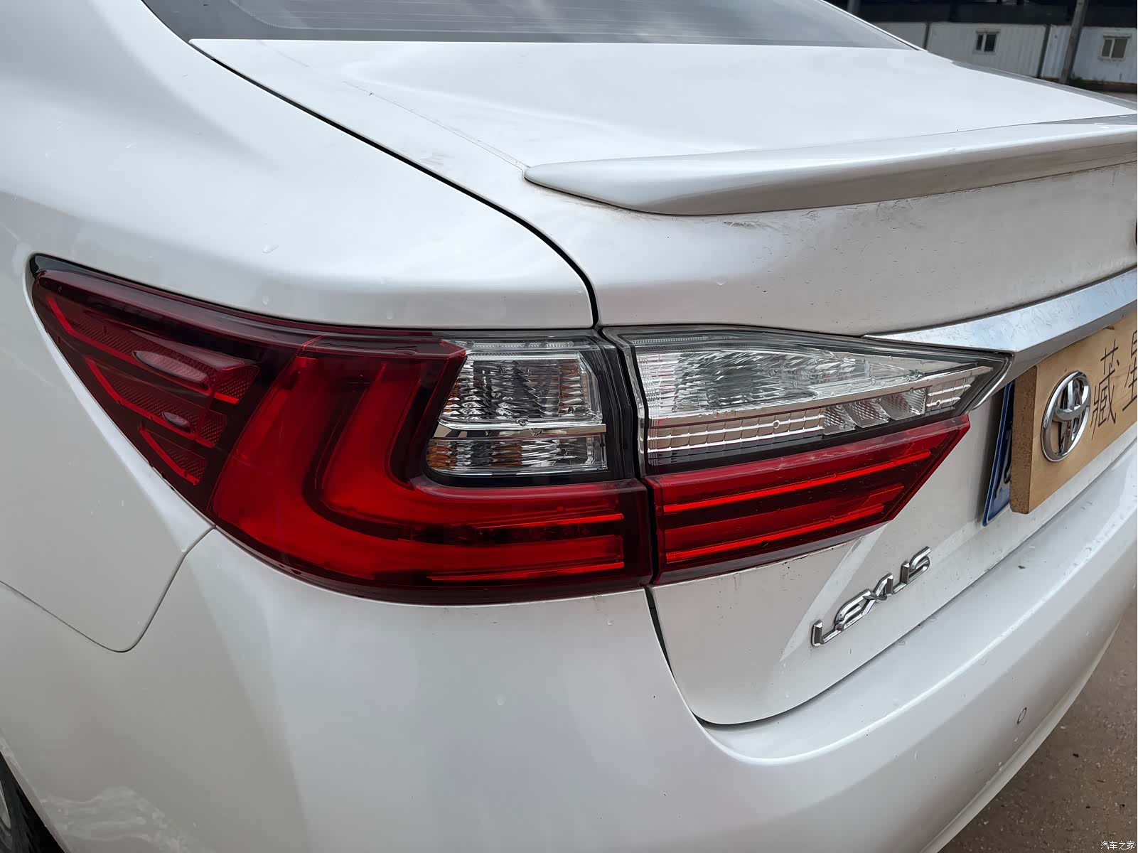 Lexus ES, 2015 12