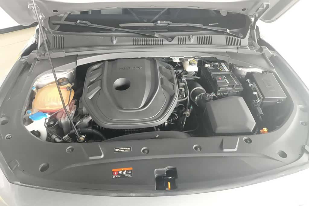 Geely Preface, 2022 10