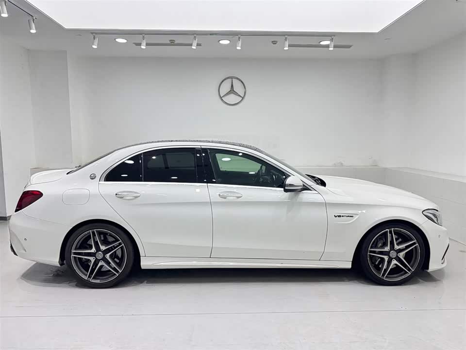 Mercedes-Benz C-class AMG Mercedes-Benz C-class AMG