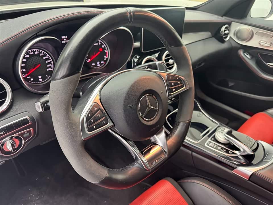 Mercedes-Benz C-class AMG Mercedes-Benz C-class AMG