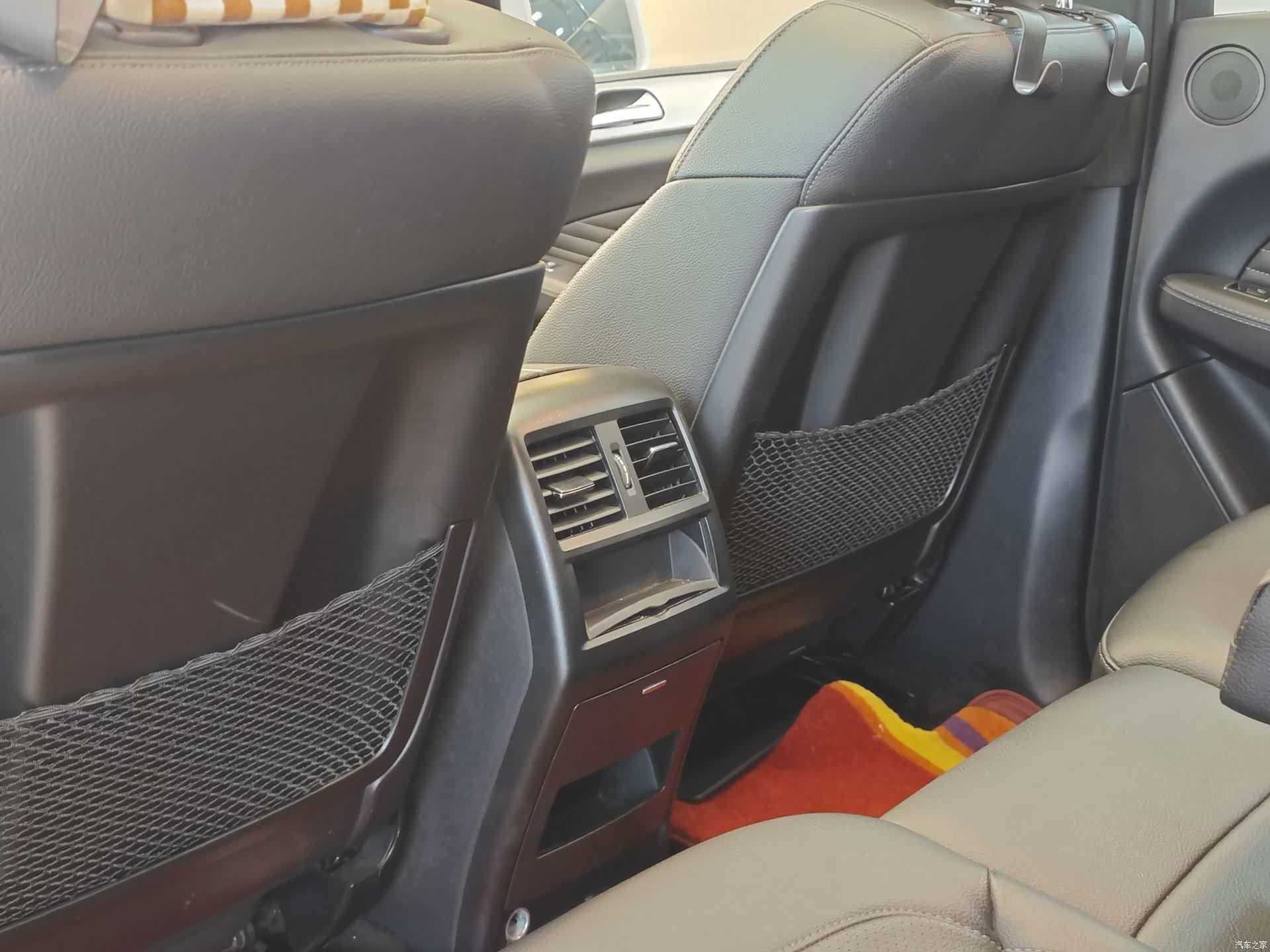 Mercedes-Benz GLE, 2016 27