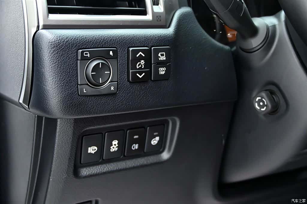 Lexus GX, 2023 25