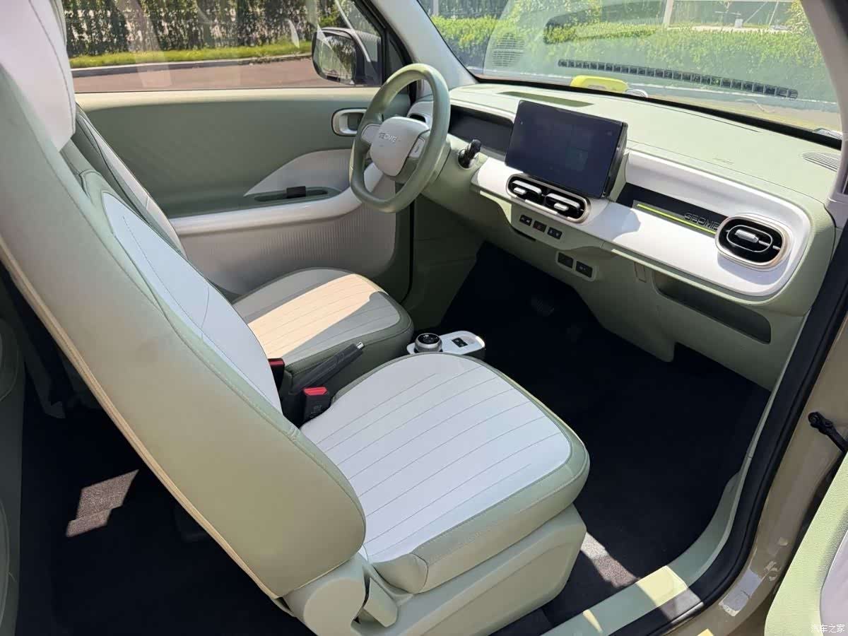 Geely Panda, 2025 12