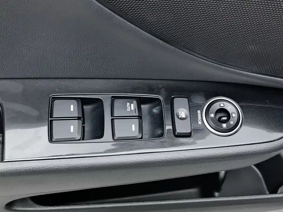 Hyundai Name picture