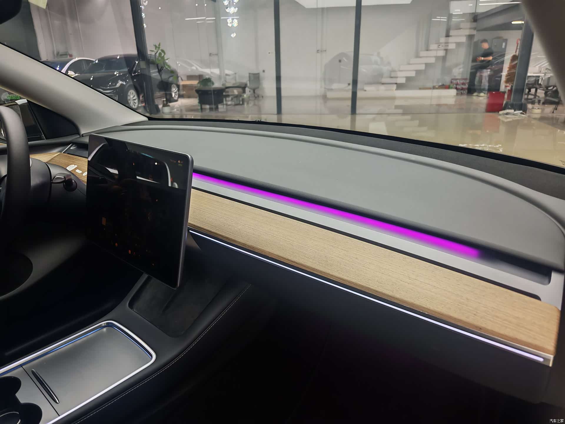 Tesla Model Y, 2022 12