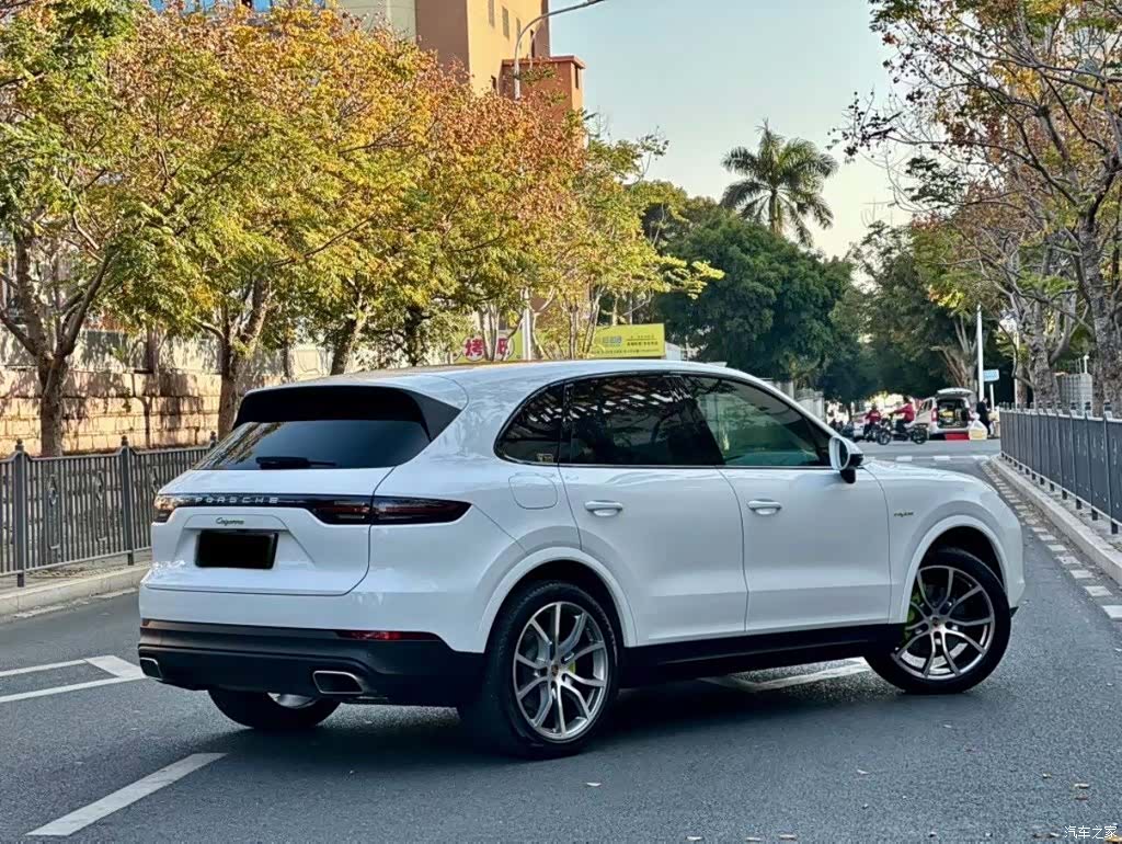 Porsche Cayenne, 2023 9