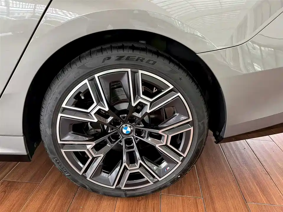 BMW 5 series BMW 5 series