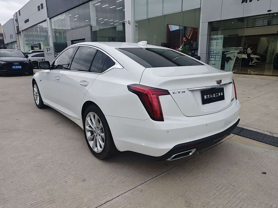 Cadillac CT5