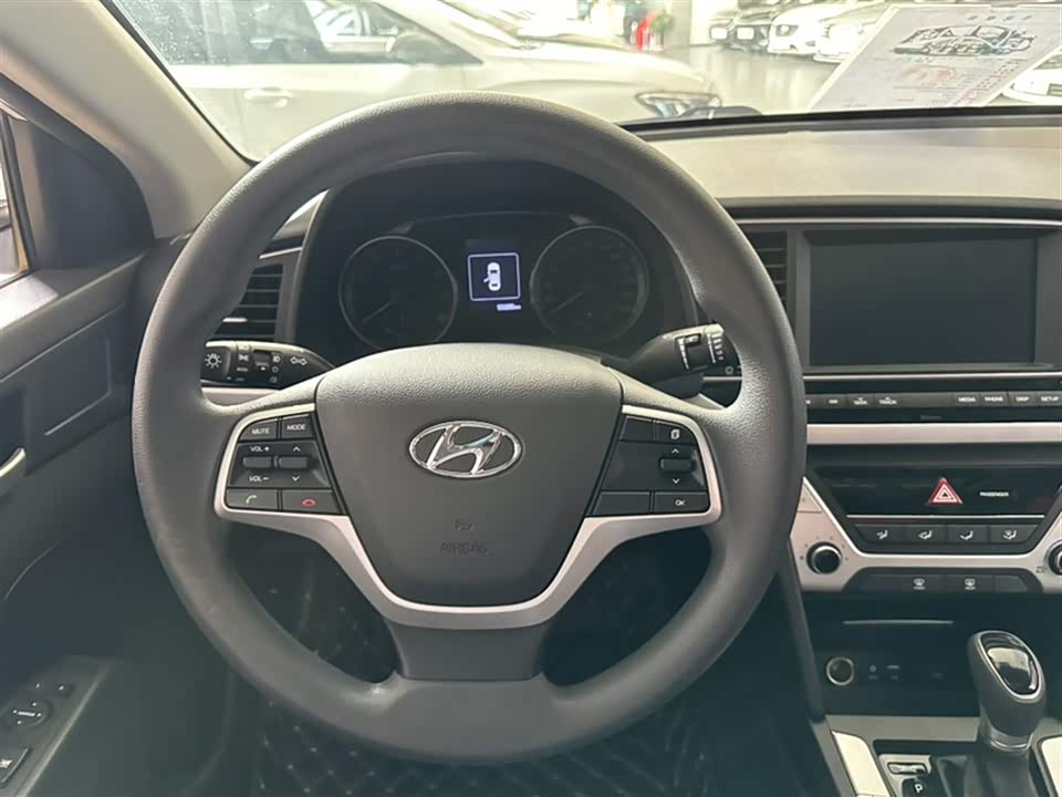 Hyundai Lead