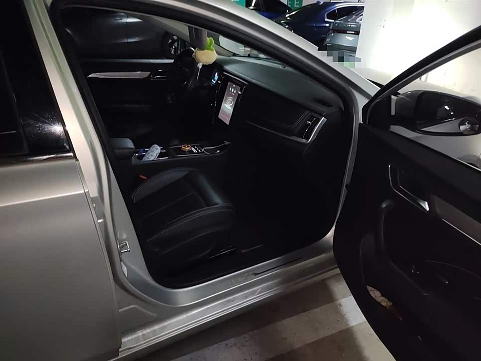 Roewe i6 Roewe i6