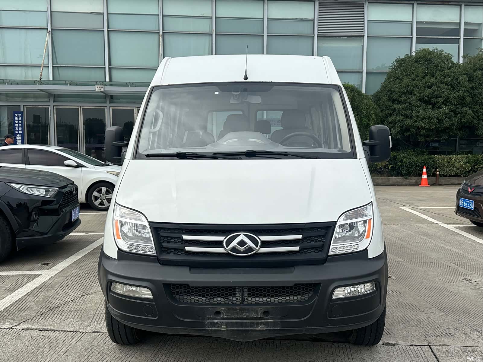 Maxus V80, 2021 2
